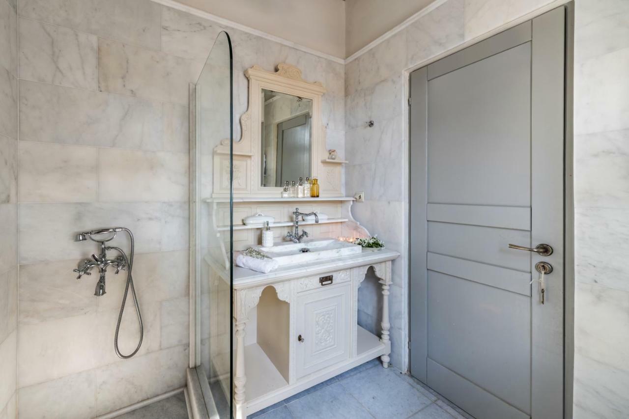 Dellagracia Mansion In Poseidonia Syros Villa Posidhonia  Ngoại thất bức ảnh